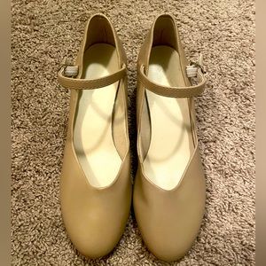 Girls Tan Character Heels